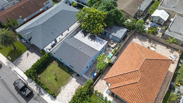 946 Mcintosh Street, West Palm Beach, FL 33405