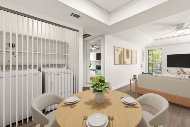 8510 Park Lane 203, Dallas, TX 75231