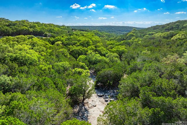 0 Fair Ranch Rd, Leakey, TX 78873