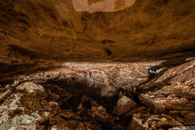 0 Fair Ranch Rd, Leakey, TX 78873