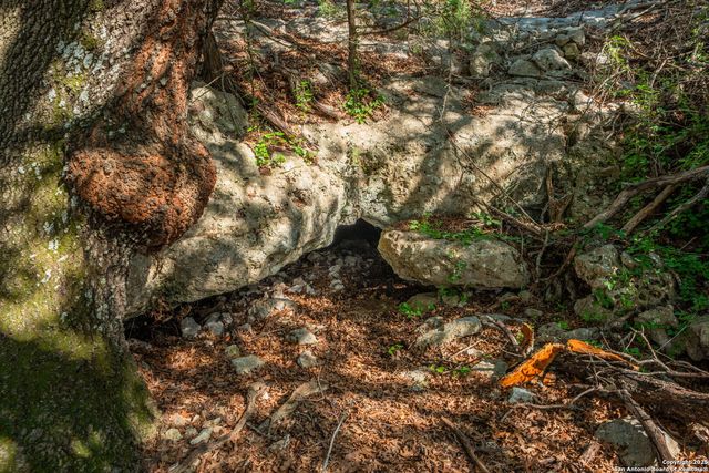 0 Fair Ranch Rd, Leakey, TX 78873