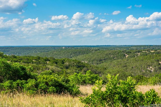 0 Fair Ranch Rd, Leakey, TX 78873