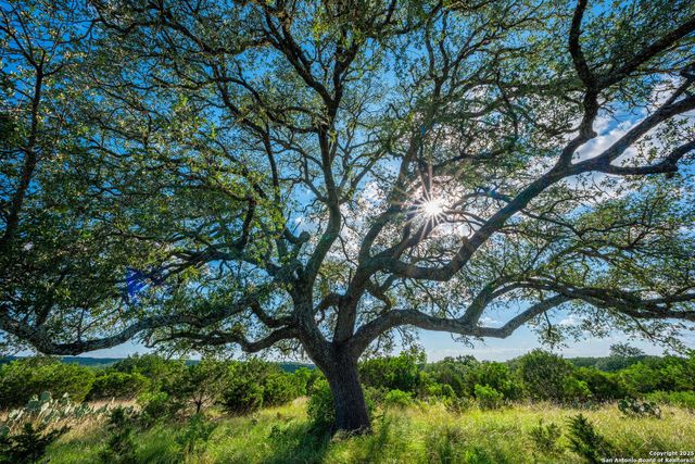 0 Fair Ranch Rd, Leakey, TX 78873