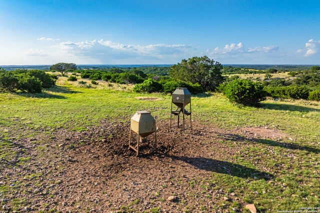 0 Fair Ranch Rd, Leakey, TX 78873