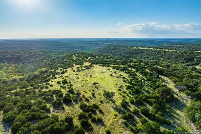 0 Fair Ranch Rd, Leakey, TX 78873