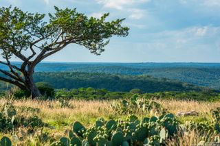 0 Fair Ranch Rd, Leakey, TX 78873