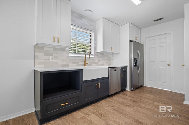 1875 WOODCREST Court, Semmes, AL 36575