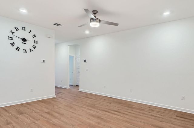 112 Cupreata LN, Leander, TX 78641