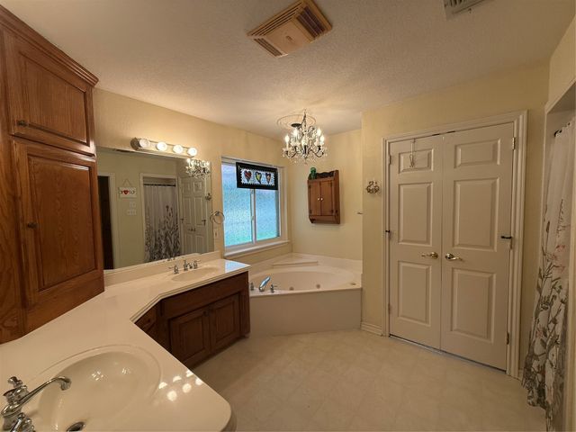 9715 Ravenswood Road, Granbury, TX 76049