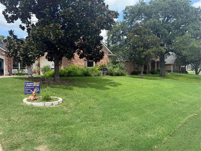 9715 Ravenswood Road, Granbury, TX 76049