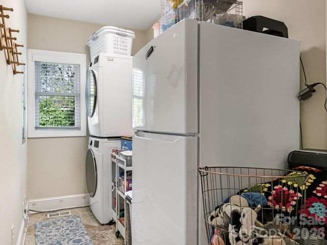 1500 Richland Drive, Charlotte, NC 28205