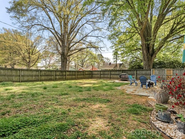 1500 Richland Drive, Charlotte, NC 28205