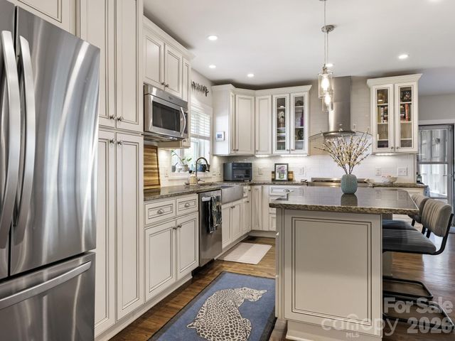 1500 Richland Drive, Charlotte, NC 28205