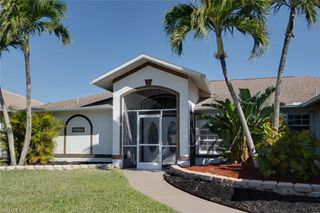 2305 SW 53rd TER, Cape Coral, FL 33914