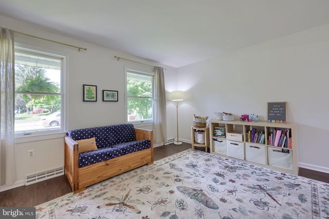 1550 PUTNAM DR, Lancaster, PA 17602