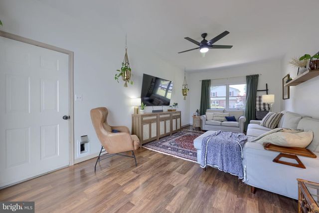 1550 PUTNAM DR, Lancaster, PA 17602
