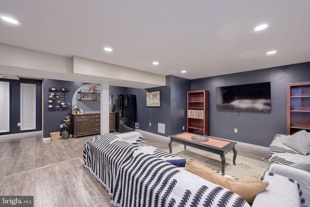1550 PUTNAM DR, Lancaster, PA 17602