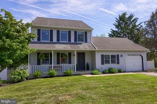 1550 PUTNAM DR, Lancaster, PA 17602