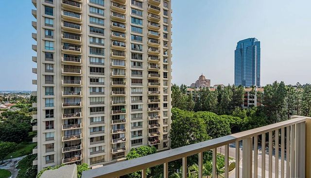 2160 Century Park 905, Los Angeles, CA 90067