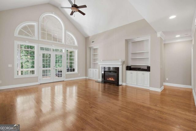 5105 Stefan Ridge Way, Buford, GA 30519