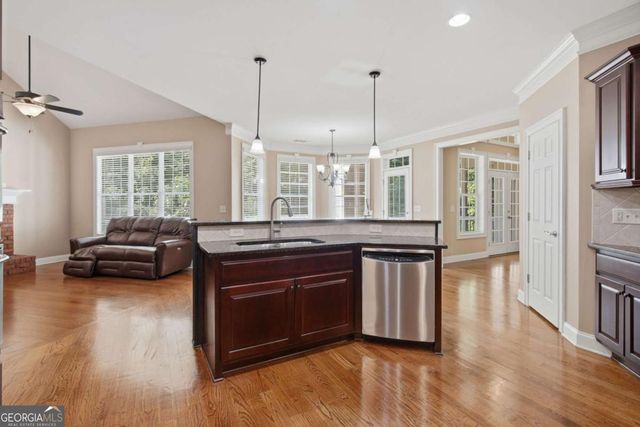 5105 Stefan Ridge Way, Buford, GA 30519
