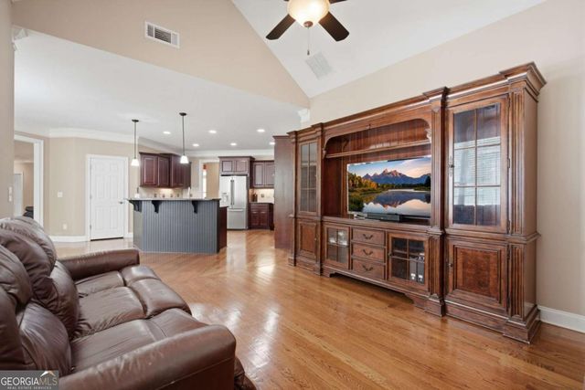 5105 Stefan Ridge Way, Buford, GA 30519