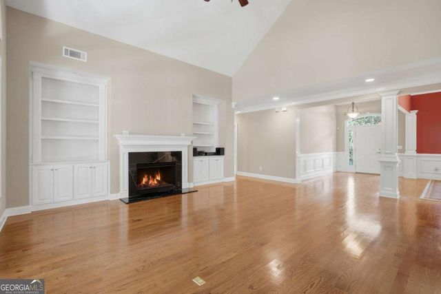 5105 Stefan Ridge Way, Buford, GA 30519
