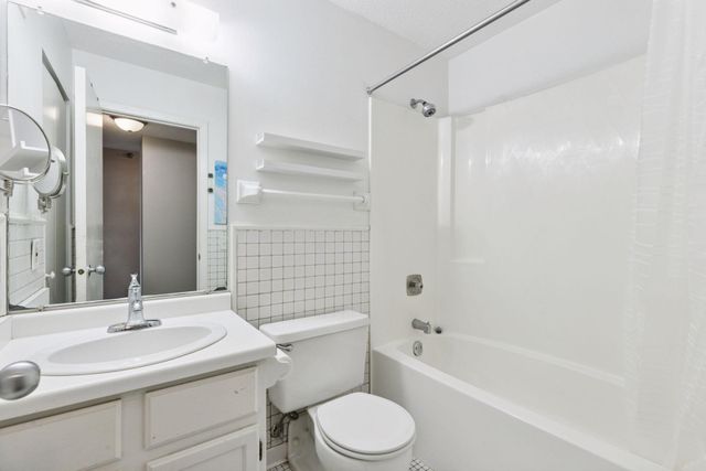 66 9th Street E 1609, Saint Paul, MN 55101