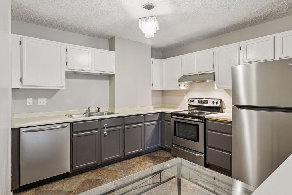 66 9th Street E 1609, Saint Paul, MN 55101 — photo 3