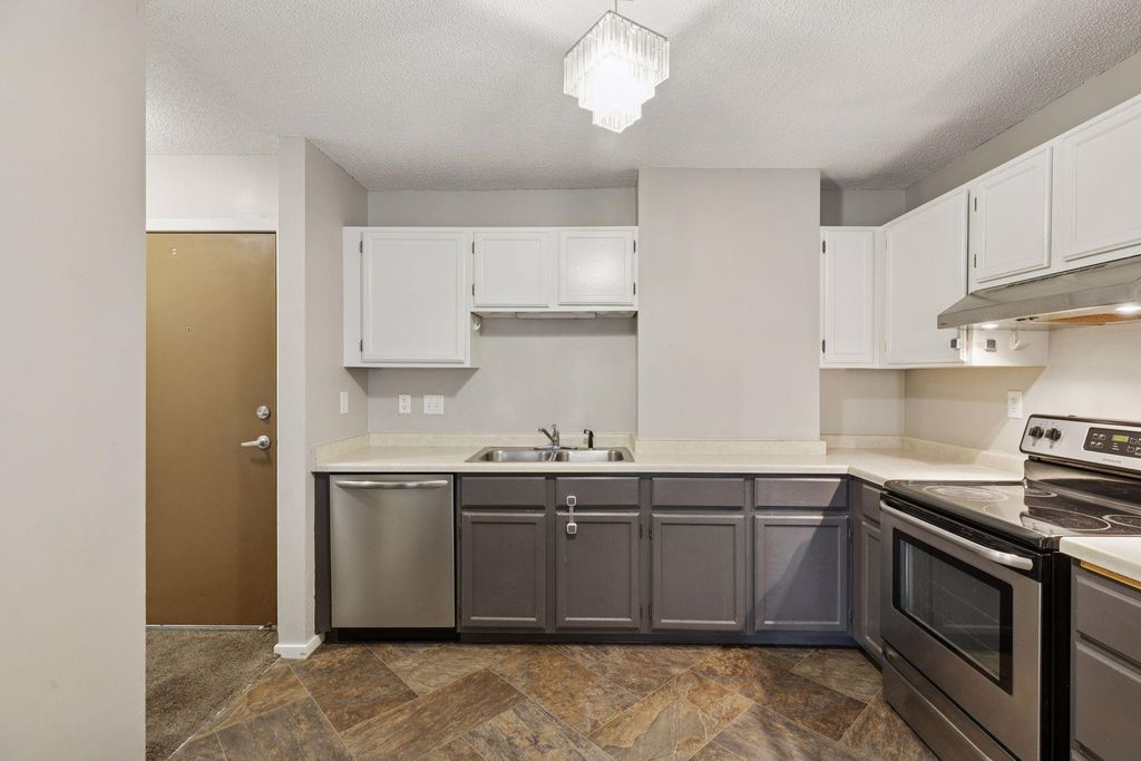 66 9th Street E 1609, Saint Paul, MN 55101 — photo 5