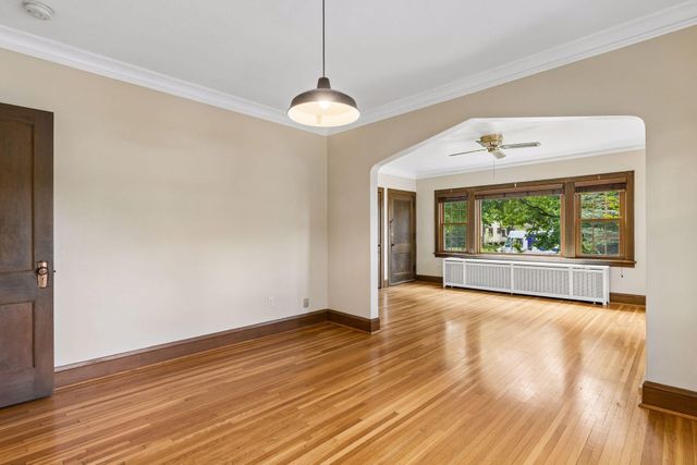 2177 Randolph Avenue, Saint Paul, MN 55105