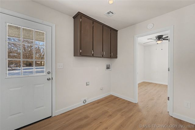 920 N Woodview Drive, Skiatook, OK 74070