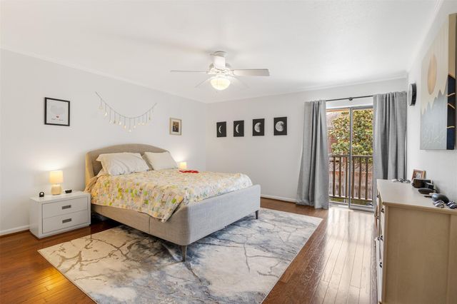 2829 Timmons Lane 228, Houston, TX 77027