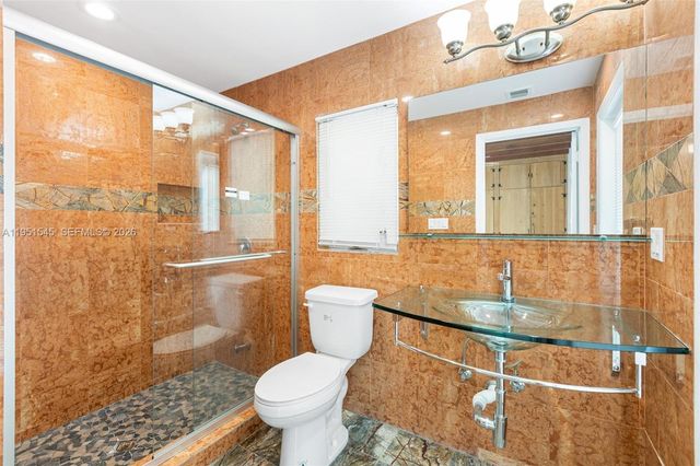 8030 SW 120th St, Pinecrest, FL 33156