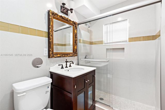 8030 SW 120th St, Pinecrest, FL 33156