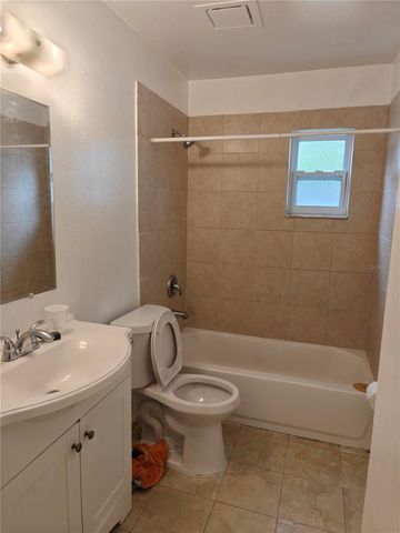 300 ELIZABETH AVENUE, Clearwater, FL 33759