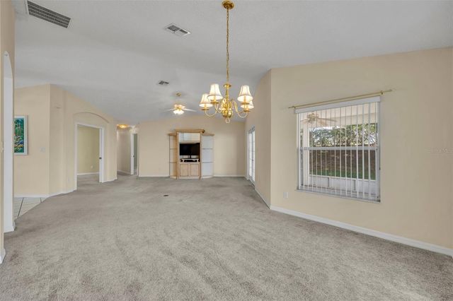 4936 SAWGRASS LAKE CIRCLE, Leesburg, FL 34748
