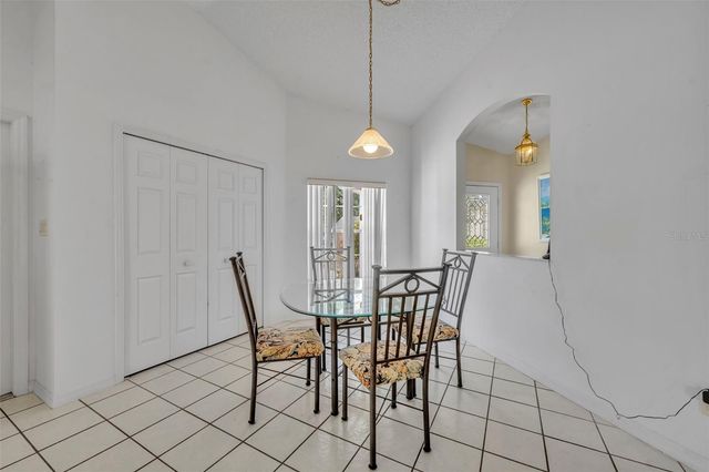 4936 SAWGRASS LAKE CIRCLE, Leesburg, FL 34748