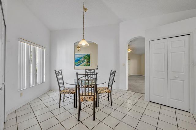 4936 SAWGRASS LAKE CIRCLE, Leesburg, FL 34748