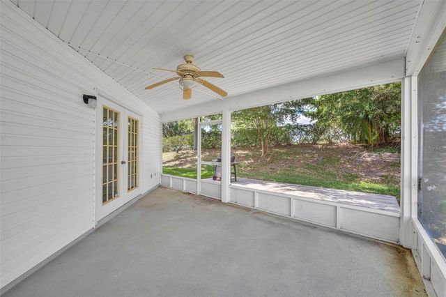 4936 SAWGRASS LAKE CIRCLE, Leesburg, FL 34748