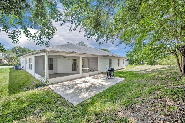 4936 SAWGRASS LAKE CIRCLE, Leesburg, FL 34748