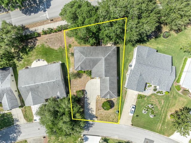 4936 SAWGRASS LAKE CIRCLE, Leesburg, FL 34748