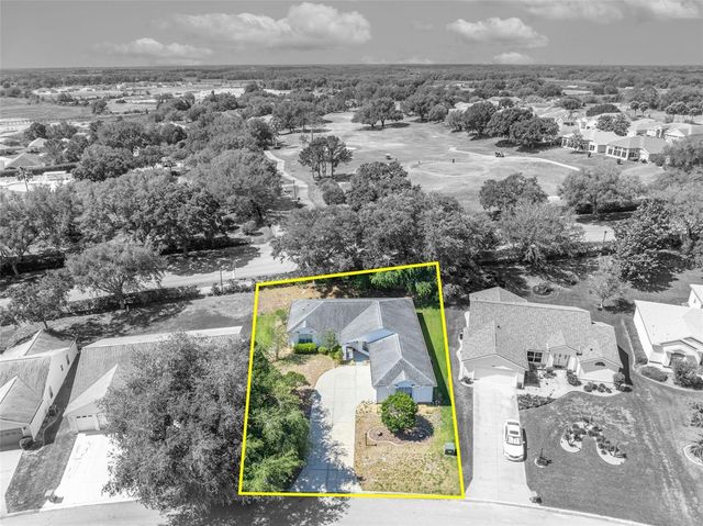 4936 SAWGRASS LAKE CIRCLE, Leesburg, FL 34748