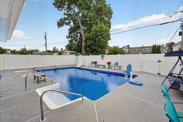 2047 Cedarlawn Avenue, Rotterdam, NY 12306