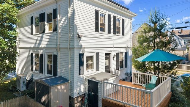 116 Liberty St, New Bedford, MA 02740