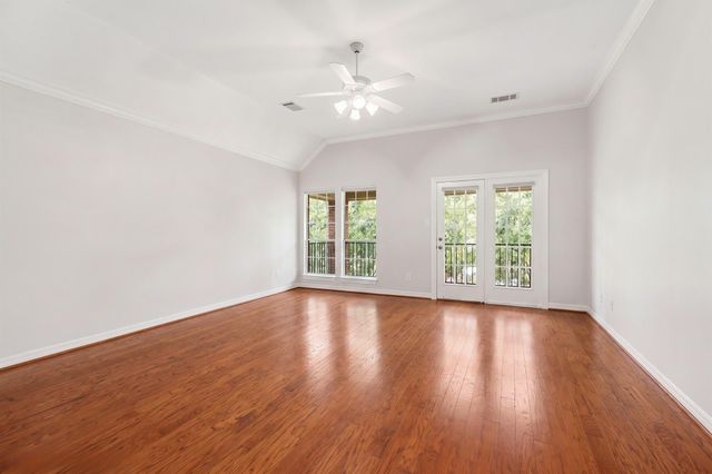 416 Mcgowen Street, Houston, TX 77006