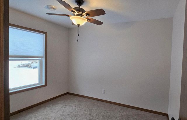 610 E 4th Street, Albert Lea, MN 56007