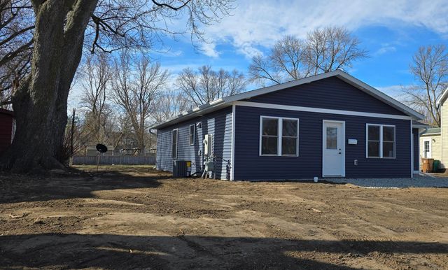 610 E 4th Street, Albert Lea, MN 56007