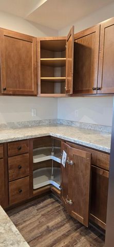 610 E 4th Street, Albert Lea, MN 56007