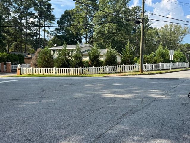 3912 Donaldson Drive, Atlanta, GA 30341